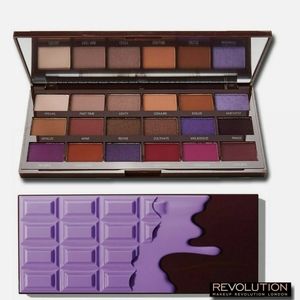 I love Revolution Makeup Chocolate Eyeshadow Palette VIOLET